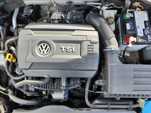 Used 2015 Volkswagen GTI Autobahn image 27
