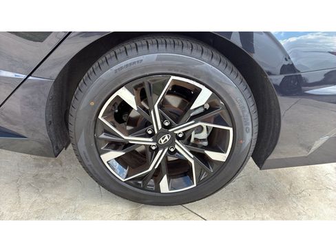 Used 2025 Hyundai Sonata SEL FWD image 25