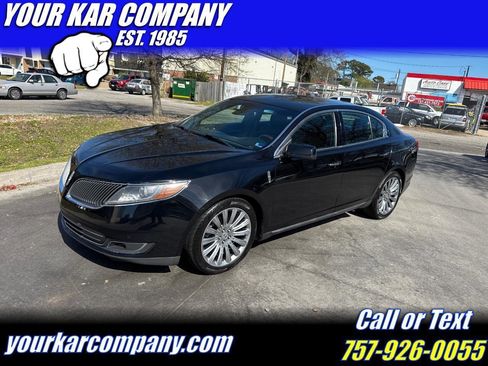 Used 2016 Lincoln MKS 4dr Sdn 3.7L AWD w/ Equipment Group 101A image 1