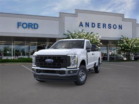 New 2026 Ford F250 XL w/ XL Chrome Package image 2