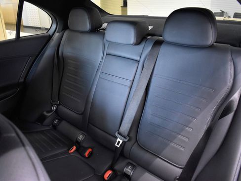 Used 2023 Mercedes-Benz C 300 4MATIC Sedan image 25
