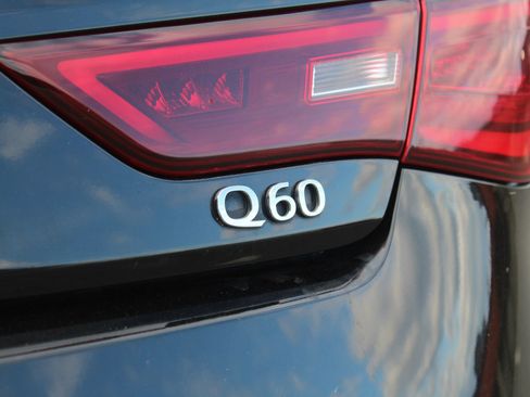 Used 2019 INFINITI Q60 3.0t Luxe w/ Essential Package AWD/4WD image 43