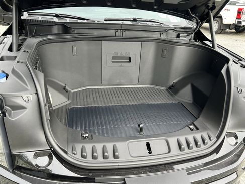 New 2025 Ford F150 Lightning XLT image 27