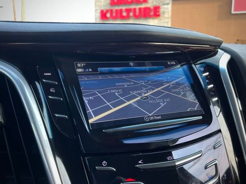 Used 2020 Cadillac Escalade ESV Premium Luxury image 46