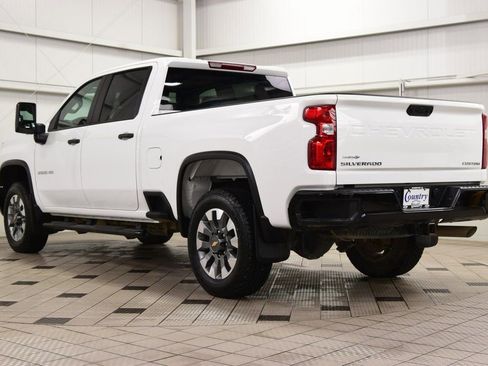 Used 2025 Chevrolet Silverado 2500 Custom w/ Custom Value Package AWD/4WD image 6