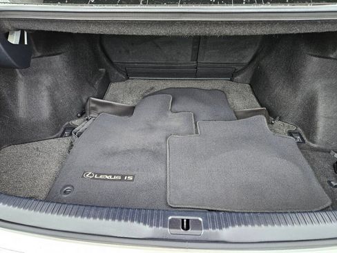Used 2014 Lexus IS 250 RWD image 8