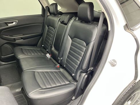 Certified 2024 Ford Edge SEL w/ Convenience Package AWD/4WD image 11