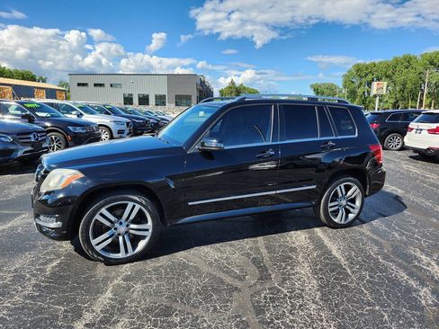 Used 2015 Mercedes-Benz GLK 350 4MATIC image 2