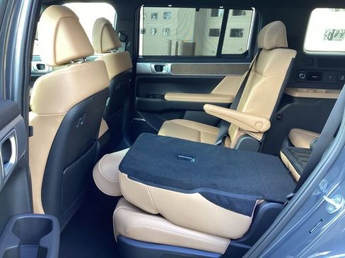 New 2026 Hyundai Santa Fe Limited AWD/4WD image 25