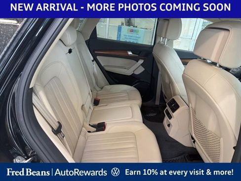 Used 2023 Audi Q5 2.0T Premium w/ Convenience Package AWD/4WD image 7