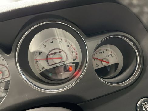 Used 2013 Dodge Challenger SRT8 w/ Harman Kardon Audio Group image 27