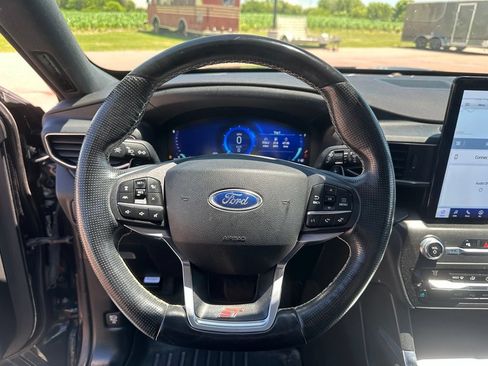 Used 2020 Ford Explorer ST w/ ST Street Pack AWD/4WD image 14