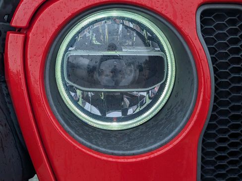 Used 2020 Jeep Wrangler Unlimited Rubicon AWD/4WD image 11