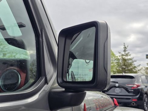 Used 2019 Jeep Wrangler Unlimited Rubicon w/ Dual Top Group image 20