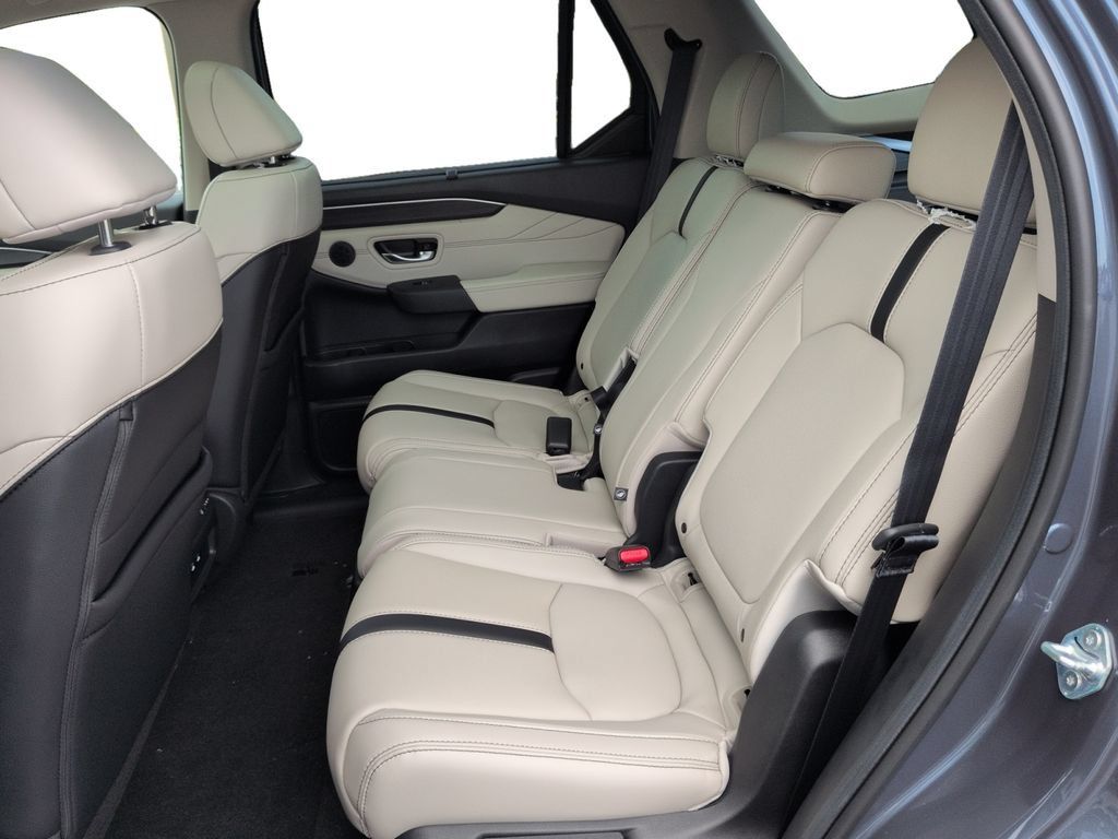 New 2026 Honda Pilot Touring image 26