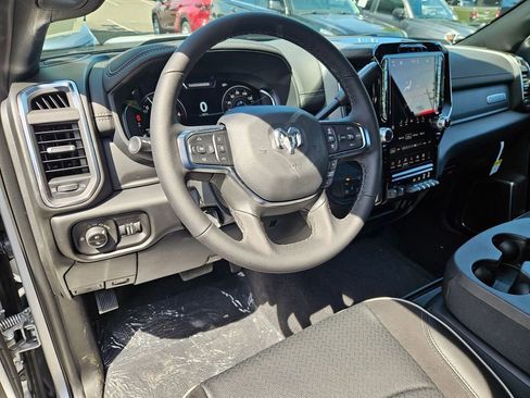 New 2026 RAM 3500 Laramie AWD/4WD image 13
