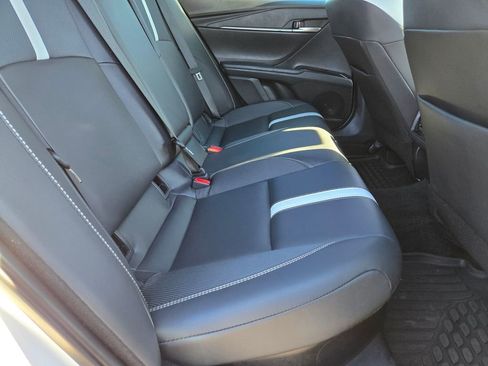 Used 2025 Toyota Camry SE image 14