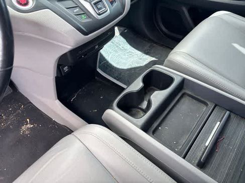 Used 2019 Honda Odyssey EX-L image 16