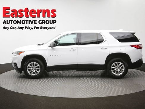 Used 2021 Chevrolet Traverse LS AWD/4WD image 59