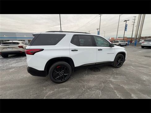 Certified 2023 Chevrolet Traverse Premier w/ Redline Edition image 8