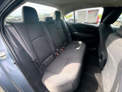 Used 2023 Toyota Corolla LE image 25