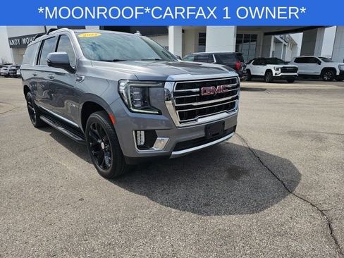 Used 2021 GMC Yukon XL SLT w/ SLT Luxury Plus Package AWD/4WD image 4