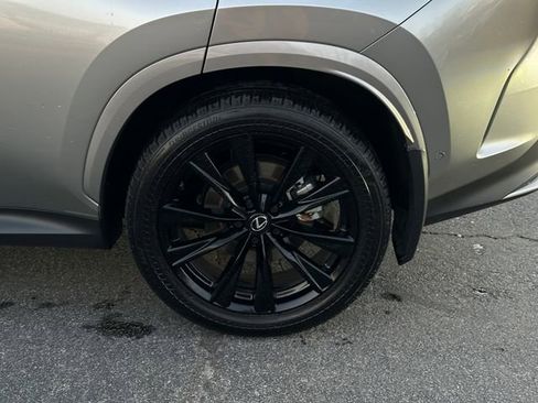 Used 2025 Lexus NX 450h+ F Sport image 11