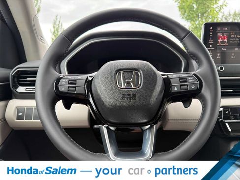 New 2026 Honda Pilot Touring image 25