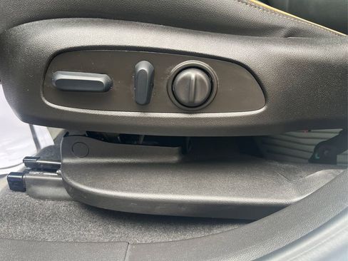 Certified 2023 Chevrolet Blazer Premier w/ Driver Confidence II Package image 19