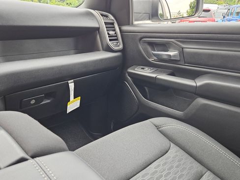 Used 2025 RAM 1500 Tradesman AWD/4WD image 11