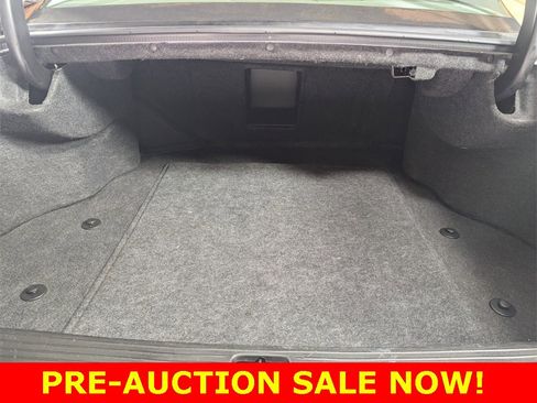 Used 2002 Cadillac De Ville w/ Comfort/Convenience Pkg image 22