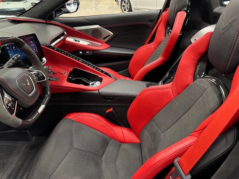 Used 2024 Chevrolet Corvette Z06 image 33