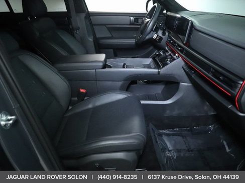 Used 2025 Hyundai Santa Fe Calligraphy AWD/4WD image 31