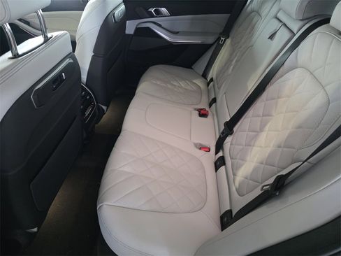 New 2026 BMW X5 sDrive40i image 12