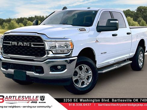 Used 2024 RAM 2500 Big Horn w/ Off Road Package AWD/4WD image 1