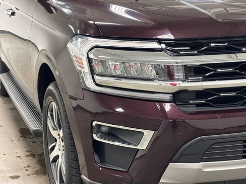 Used 2024 Ford Expedition Max Limited RWD image 5