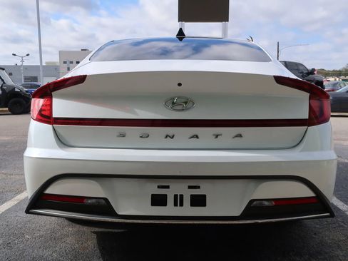 Used 2022 Hyundai Sonata SE image 9