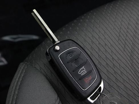 Used 2015 Hyundai Santa Fe Sport w/ Option Group 02 FWD image 29