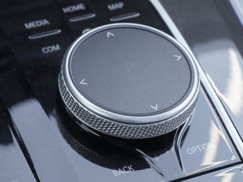 Certified 2022 BMW X5 xDrive40i w/ Luxury Seating Package image 25