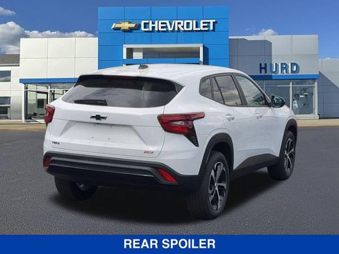 New 2026 Chevrolet Trax RS w/ Driver Confidence Package FWD image 4