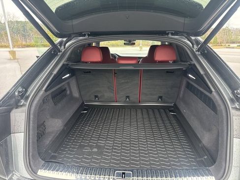 Used 2024 Audi SQ8 Prestige w/ Prestige Package image 10