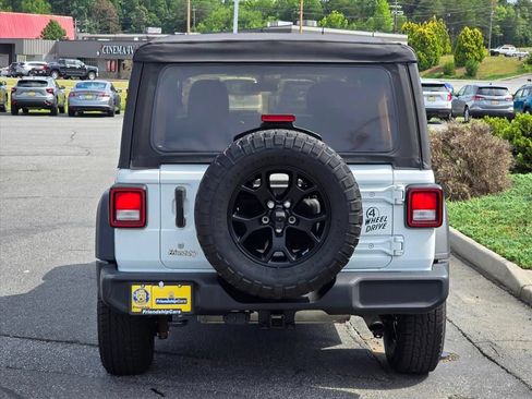 Used 2021 Jeep Wrangler Unlimited Sport AWD/4WD image 25