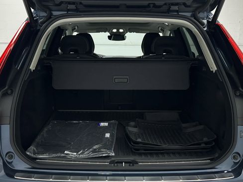 Used 2024 Volvo XC60 B5 Plus w/ Protection Package Premier AWD/4WD image 44