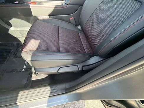 New 2026 Nissan Kicks SR image 12