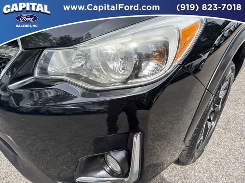 Used 2016 Subaru Crosstrek 2.0i Premium image 11