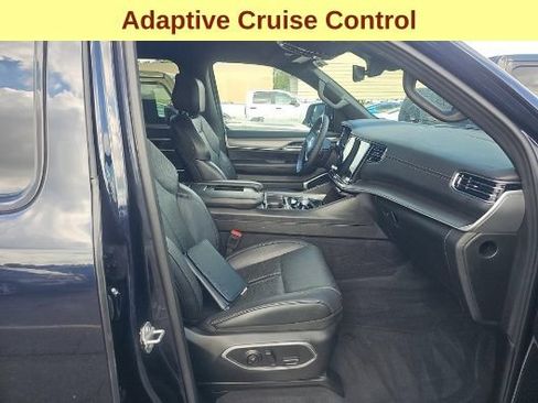Used 2025 Jeep Wagoneer Series II AWD/4WD image 10