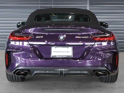 Used 2024 BMW Z4 M40i w/ Premium Package RWD image 9