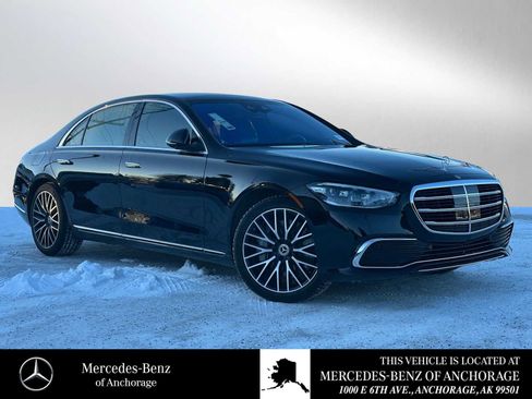 Used 2025 Mercedes-Benz S 500 S 500 image 1