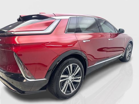 Used 2024 Cadillac Lyriq Luxury RWD image 13