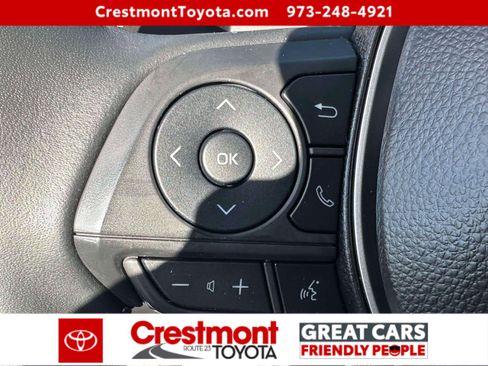 Certified 2025 Toyota Corolla Cross LE image 18